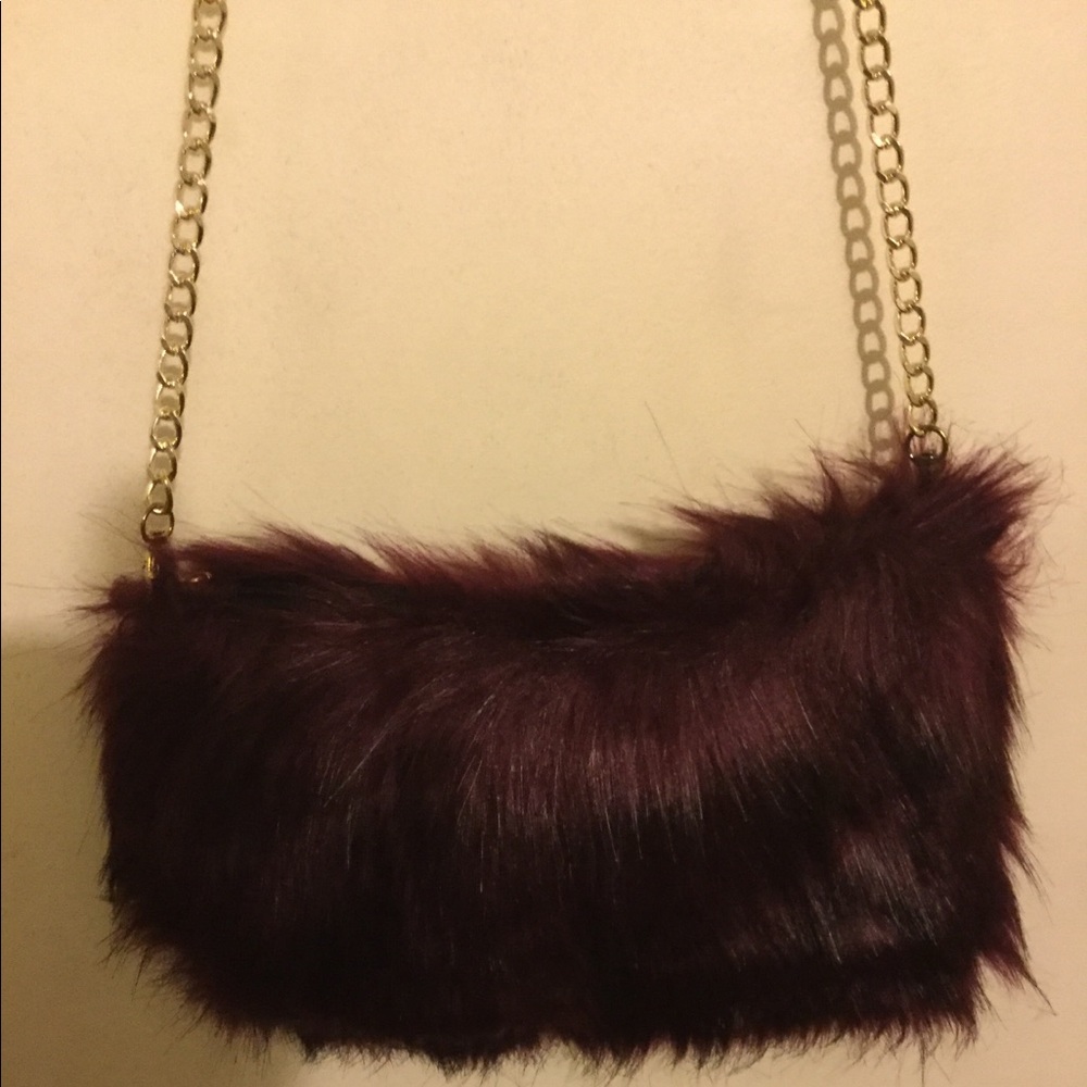 Shoulder bag burgundy faux fur...so soft